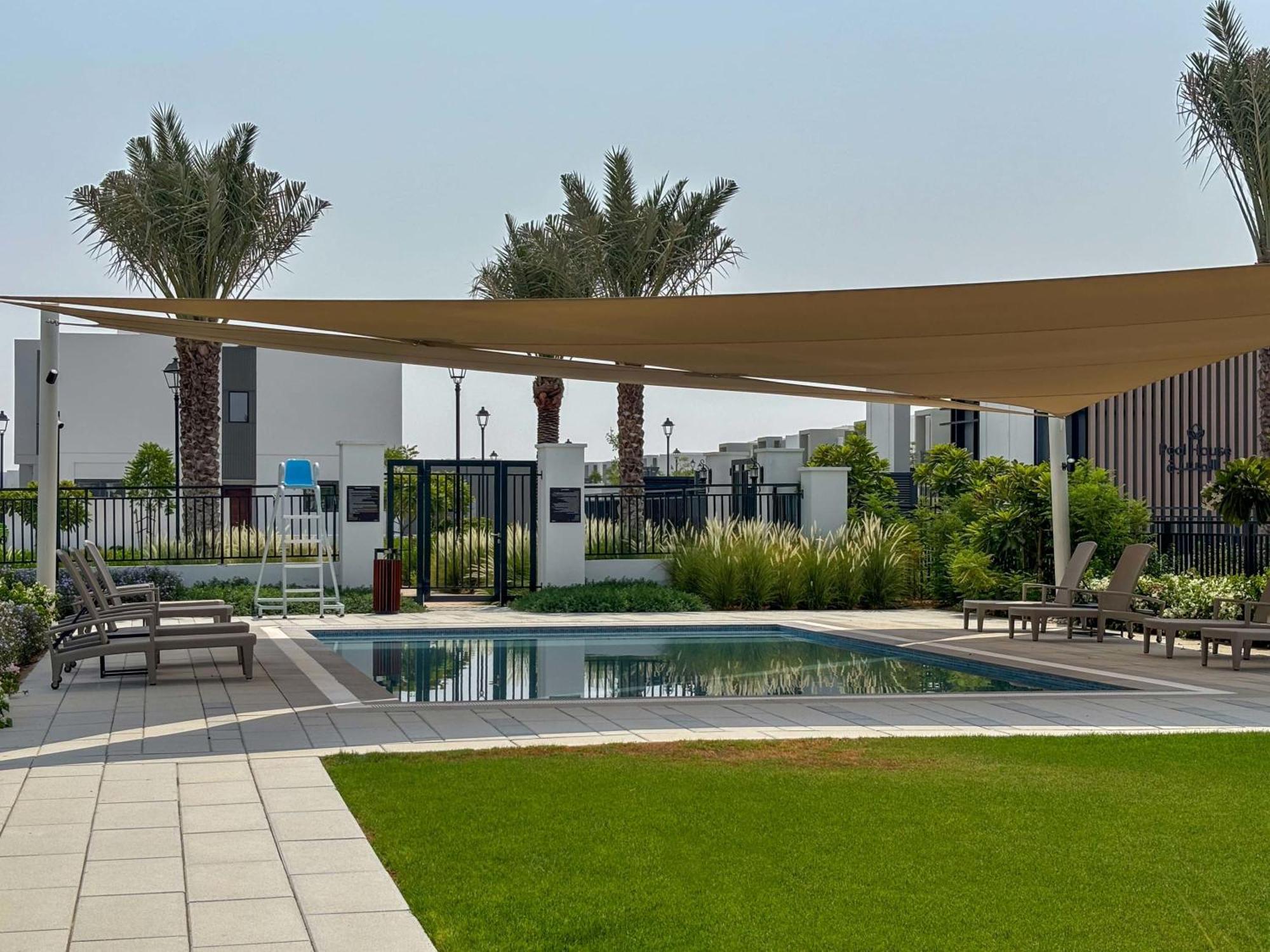 Frank Porter - La Rosa 6 Dubai Exterior photo